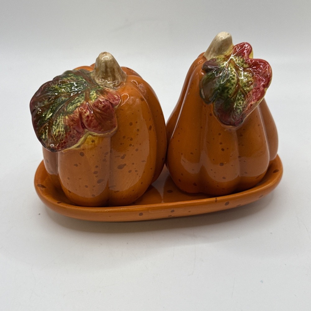 Pumpkin Salt and Pepper Set on Tray Caddy Fall, Gourd,‎ Autum
